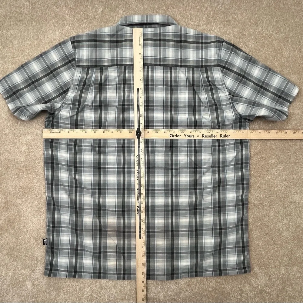 North Face Shirt Large Gray Button Up Plaid Short Sleeve Preppy Outdoor Men